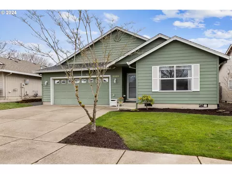 3320 N Meridian St, Newberg, OR 97132