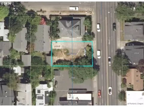 2009 SE Cesar E Chavez Blvd, Portland, OR 97214