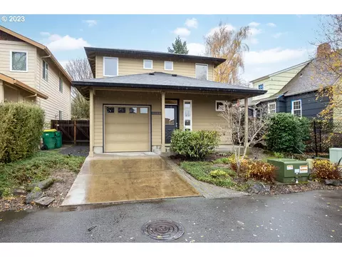 7446 SW Pag Pl, Portland, OR 97223
