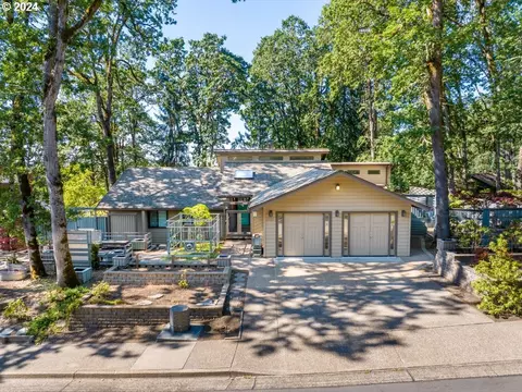 2734 NW Garryanna Dr, Corvallis, OR 97330