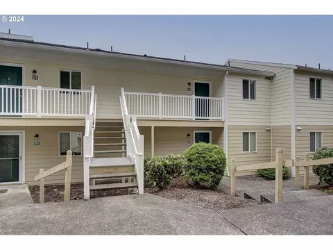 13216 NE Salmon Creek Ave #E4, Vancouver, WA 98686