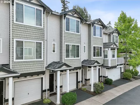15400 SW Mallard Dr # 103, Beaverton, OR 97007
