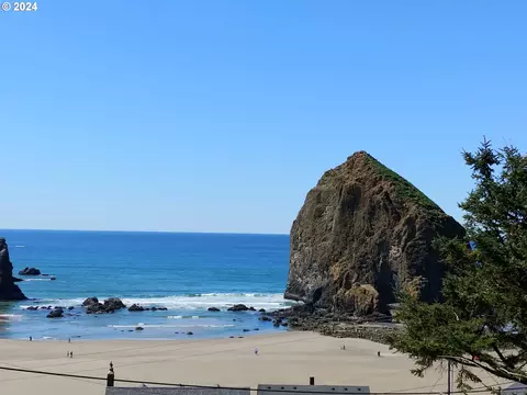 haystack ln, Cannon Beach, OR 97110