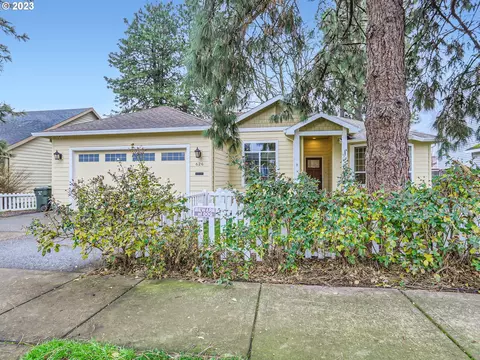 626 SE 66th Ave, Hillsboro, OR 97123