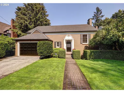 3045 NW Cumberland Rd, Portland, OR 97210
