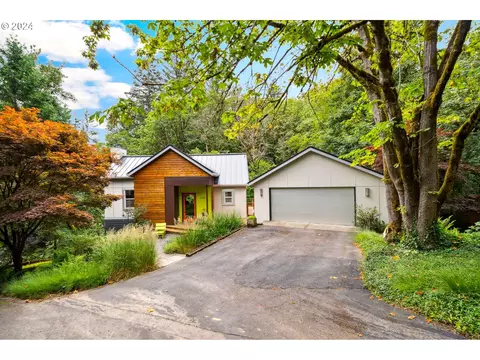 2409 SW 64th Ave, Portland, OR 97221