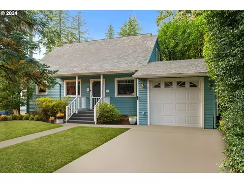 840 8th St, Lake Oswego, OR 97034