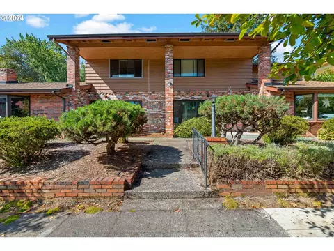 1907 NE 26th Ave, Portland, OR 97212