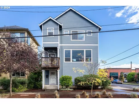 301 NE Sumner St, Portland, OR 97211