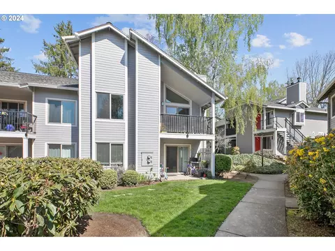 86 Kingsgate Rd #46, Lake Oswego, OR 97035