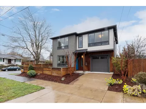 1107 NE Jarrett St, Portland, OR 97211