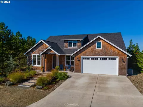 9920 Shore Pine Ln, Manzanita, OR 97130