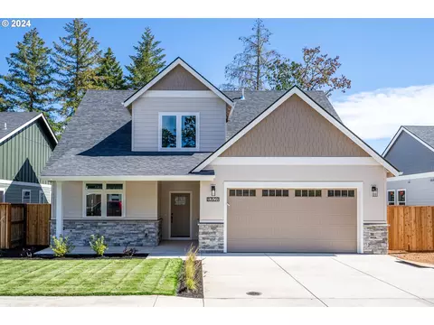 87659 8th St, Veneta, OR 97487