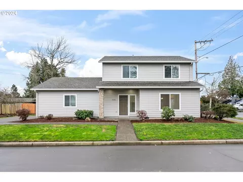 4438 SE Hillyard Ct, Gresham, OR 97080