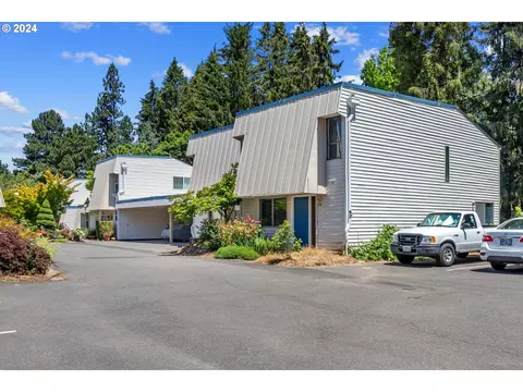 2282 SE 7th St, Gresham, OR 97080