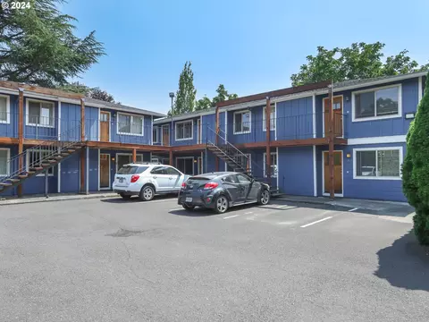 4956 NE 9th Ave #5, Portland, OR 97211