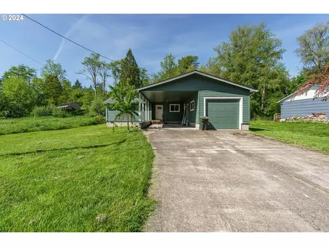27 Alpha Dr, Longview, WA 98632