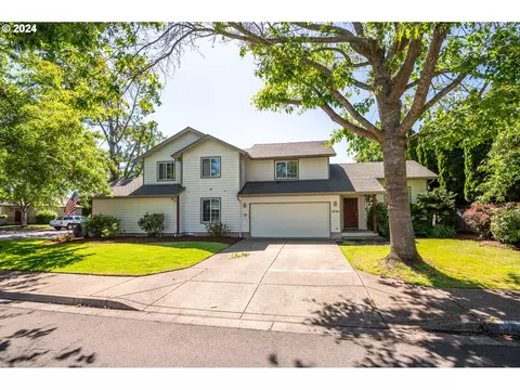 3730 Berkshire St, Eugene, OR 97401