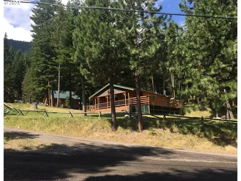62074 Chipmunk Ln, Joseph, OR 97846