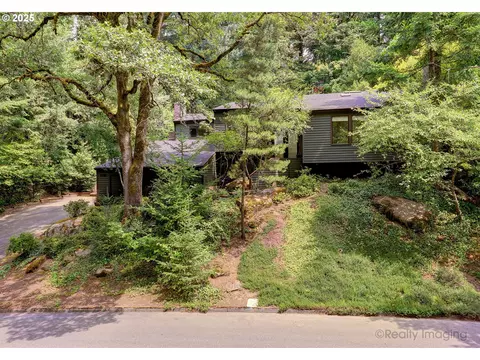 17720 Westview Dr, Lake Oswego, OR 97034