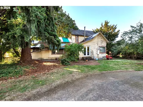 8696 S Heinz Rd, Canby, OR 97013