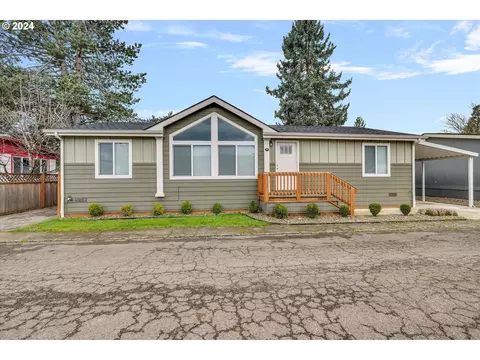 10701 SE Highway 212 #D6, Clackamas, OR 97015