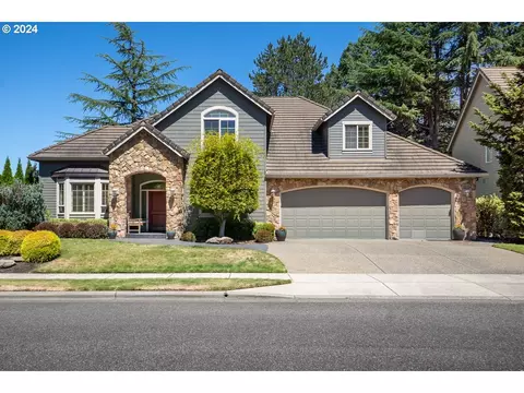 11273 SW Maypark Ct, Portland, OR 97225