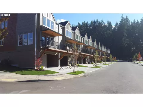 16806 Chula Vista Ave, Sandy, OR 97055
