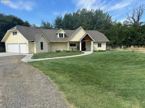 855 W Hensel Rd, Hermiston, OR 97838