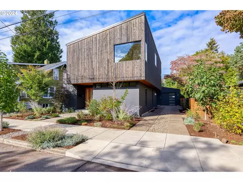 6741 SE Kelly St, Portland, OR 97206