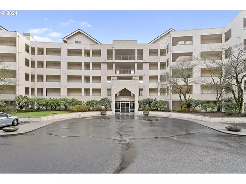6685 W Burnside Rd #344, Portland, OR 97210