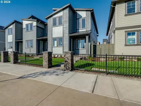 7827 SE Vermont St, Hillsboro, OR 97123