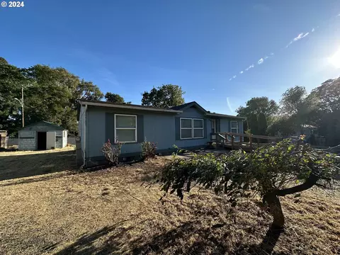 222 Main St, Wishram, WA 98673