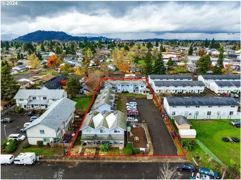 249 S 41st Pl, Springfield, OR 97478