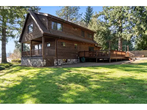 16441 S Henrici Rd, Oregon City, OR 97045