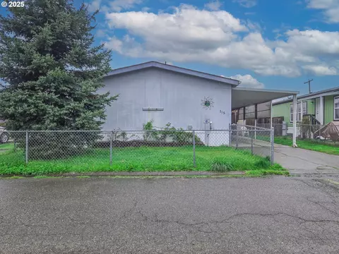 550 S State St #115, Sutherlin, OR 97479