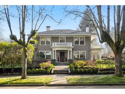 1610 NE Siskiyou St, Portland, OR 97212