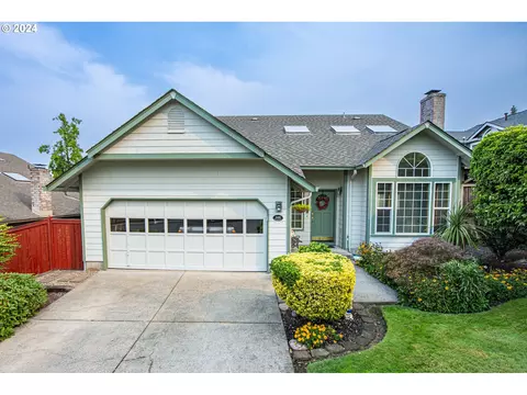 528 Granite Pl, Springfield, OR 97477