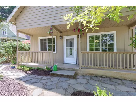 509 Maurice Ave, Glendale, OR 97442