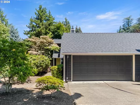 7995 SW Fanno Creek Dr, Portland, OR 97224