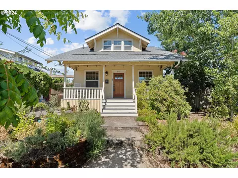 6111 SE 72nd Ave, Portland, OR 97206