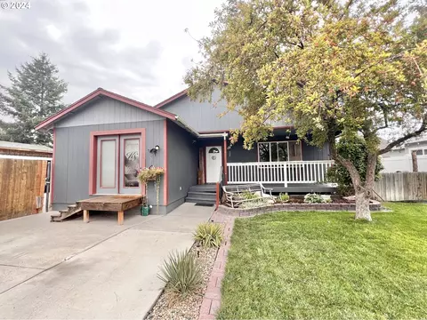 542 N Cedar Ave, Burns, OR 97720