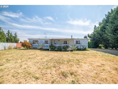 37456 Crabtree Dr, Scio, OR 97374