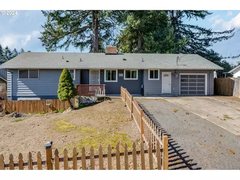 725 9th St, Washougal, WA 98671