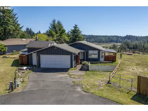 799 NW Estate Pl, Seal Rock, OR 97376