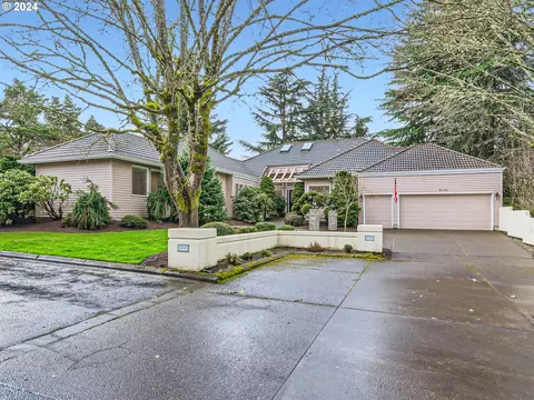 8145 SW Edgewater W, Wilsonville, OR 97070