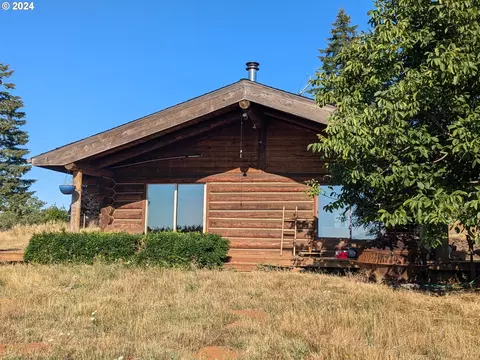 26621 SW Regia Dr, Sheridan, OR 97378