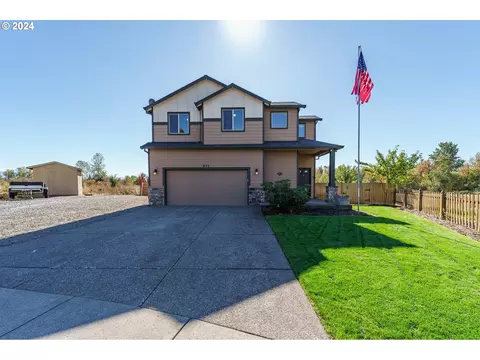 675 S Taylor Ct, Molalla, OR 97038