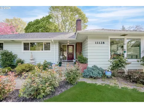 11128 SE Stanley Ave, Milwaukie, OR 97222