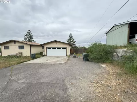 25 Cliff St, Umatilla, OR 97882 photo 1
